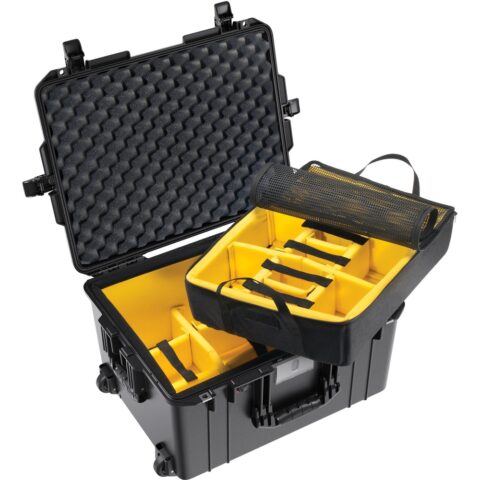 Pelican 1607 Air Case (Black, With Padded Dividers)