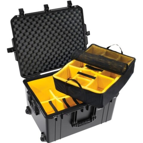 Pelican 1637 Air Case (Black, With Padded Dividers)